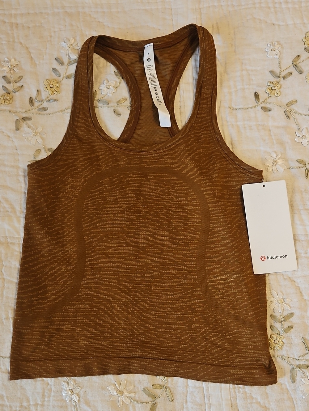 NWT Lululemon Swiftly Tank-Race